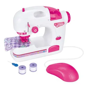 Máquina de Costura DM Toys Mania de Casa DMT6667 Branco e Rosa Luz e Movimento Brinquedo Infantil 3+ Mania de Casa Máquina de Costura DMT6667 - DM TOYS