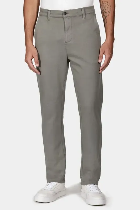 Calça Chino Color Regular Comfort Verde Oliva - 48