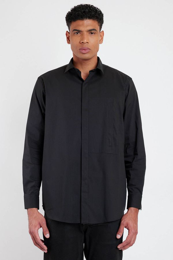Camisa Manga Longa Silk Off And Black Regular Com Bolso Preto - G