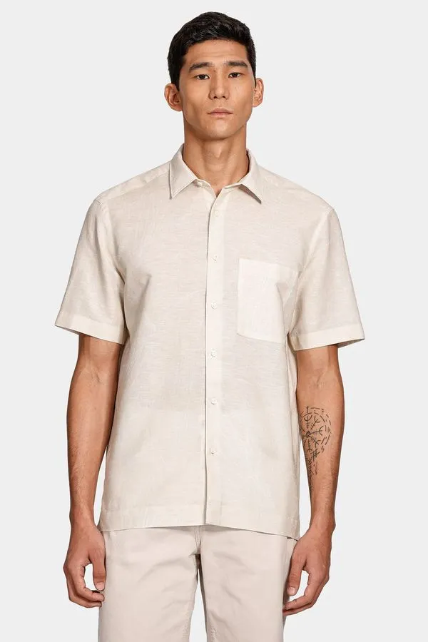 Camisa Manga Curta Regular Ampla em Linho Areia - GG