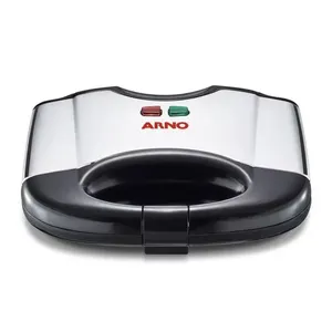 Sanduicheira Grill Sacs Placa Antiaderente Pés Antiderrapantes Arno Preto/Inox / 220V
