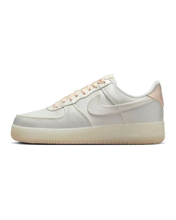 Tênis Nike Air Force 1 07 Feminino - 35