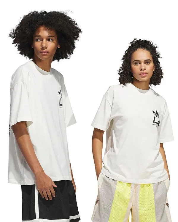 Camiseta adidas Sport Design Studio Store Unissex - GGG
