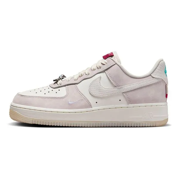 Tênis NIke Air Force 1 ´07 LX Feminino - 35