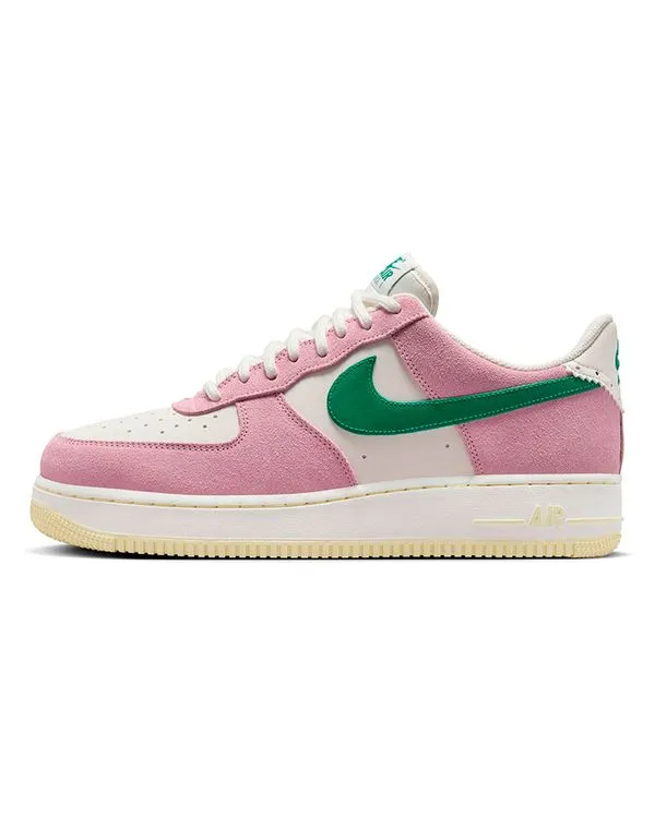 Tênis Nike Air Force 1 07 LV8 Masculino - 43.5