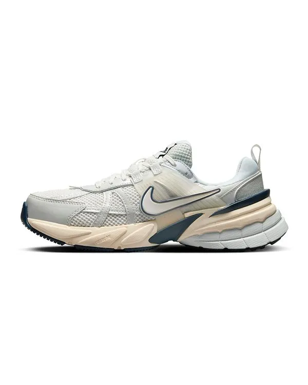 Tênis Nike V2K Run Feminino - 46