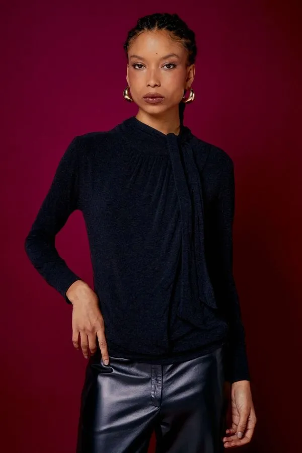 BLUSA DETALHE BARCELONA PRETO - P