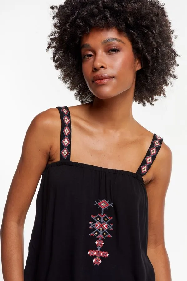 BLUSA BORDADO JADE PRETO - 42