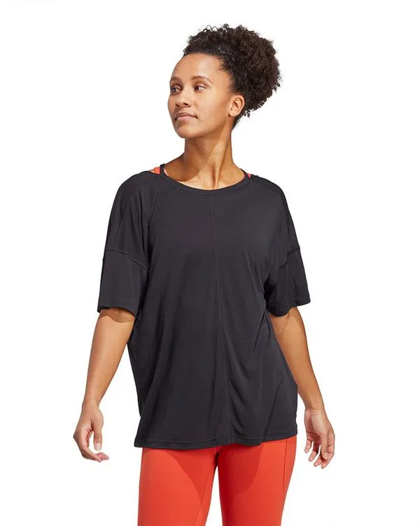 Camiseta adidas Oversized Yoga Studio Feminina - M
