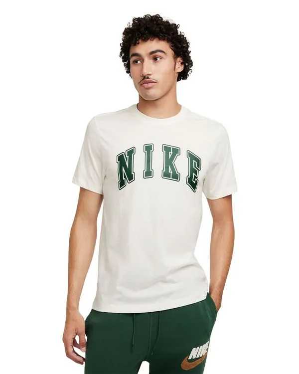Camiseta Nike Club Masculina - P