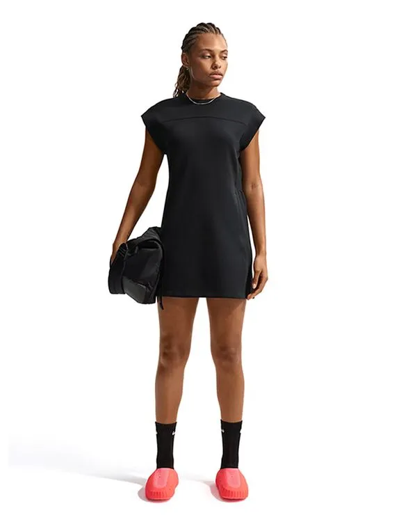 Vestido Nike 24.7 ImpossiblySoft Feminino - GG