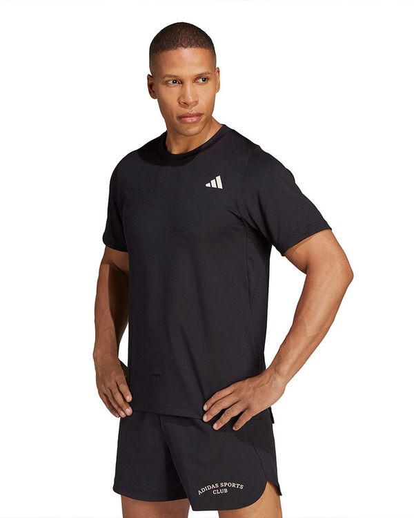 Camiseta adidas Sports Club Graphic Masculina - M