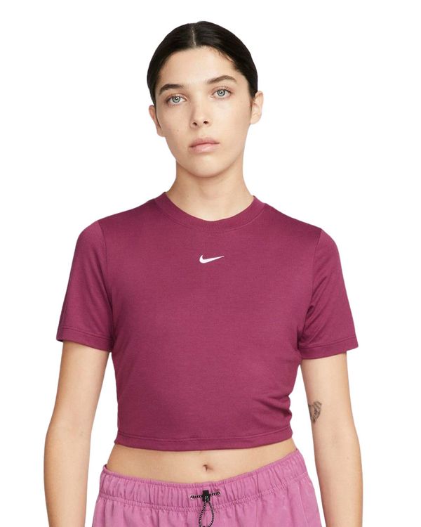 Camiseta Nike Essential Feminina - P