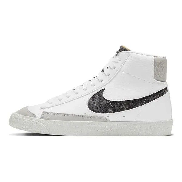 Tênis Nike Blazer Mid 77 M2Z2 - 43