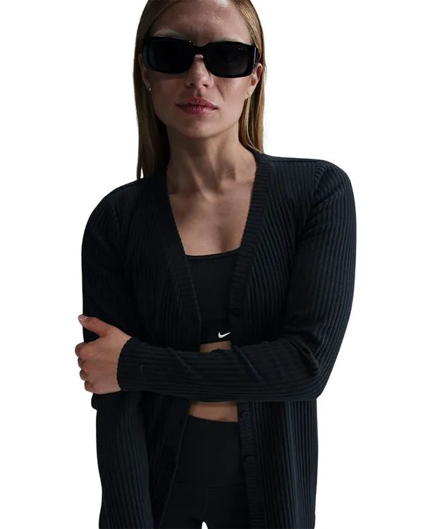 Camiseta Nike Sportswear Chill Knit Feminino - M