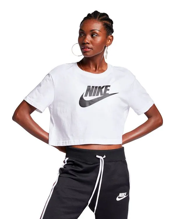 Camiseta Nike Essential Feminina - PP