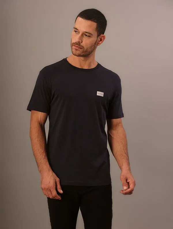 Camiseta Manga Curta Calvin Klein Jeans Masculino Com Logotipo - Marinho Camiseta Manga Curta Calvin Klein Jeans Masculino Com Logotipo Marinho Ggg