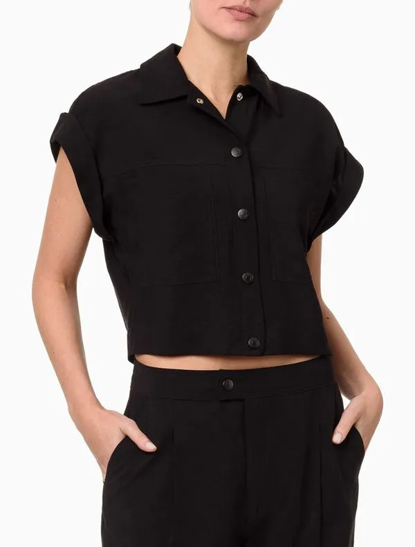 Camisa Feminina Botão de Pressão Calvin Klein Jeans - Preto Camisa Feminina Botão de Pressão Calvin Klein Jeans Preto 36