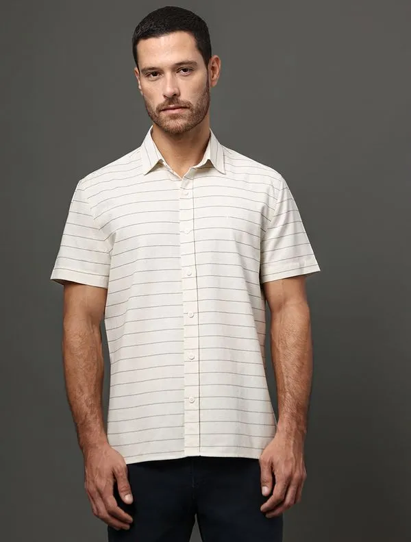 Camisa Masculina Listras Texturizadas Calvin Klein Jeans - Off White Camisa Masculina Listras Texturizadas Calvin Klein Jeans Off White m