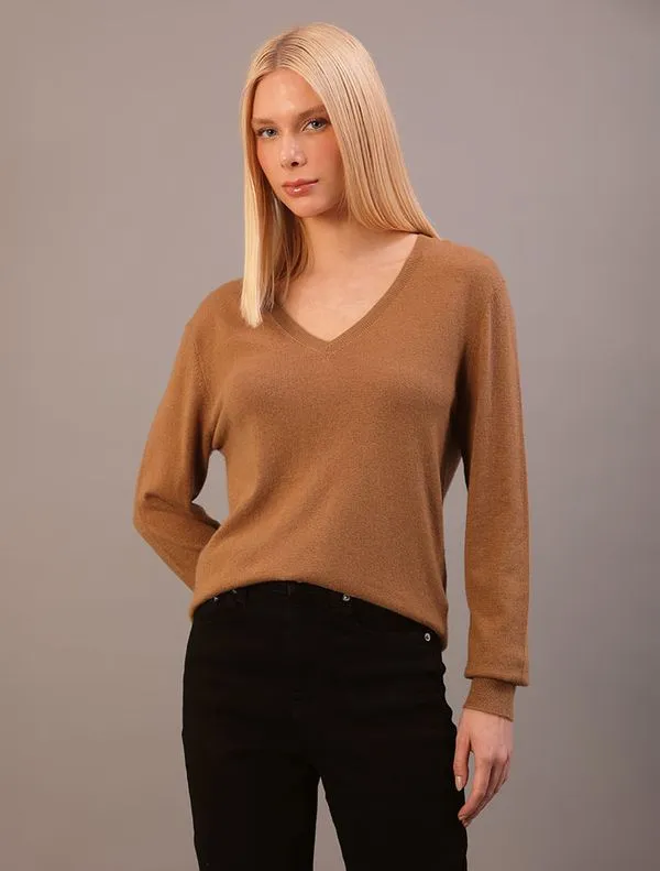 Suéter Calvin Klein Feminino Manga Longa Gola v Com Lã - Havana Suéter Calvin Klein Feminino Manga Longa Gola v Com Lã Havana m