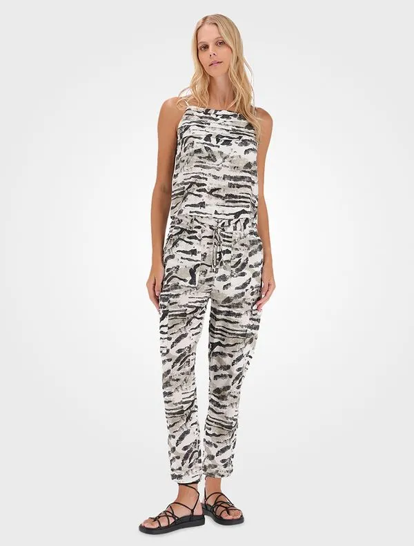 Calça Feminina Cenoura Animal Print Calvin Klein - Off White Calça Feminina Cenoura Animal Print Calvin Klein Off White 42