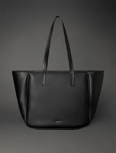 Bolsa Feminina Média Shopper Refine Calvin Klein - Preto Bolsa Feminina Média Shopper Refine Calvin Klein Preto u