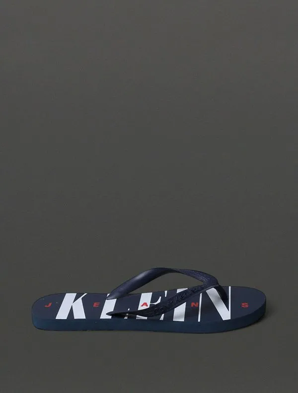 Chinelo Masculino Serif Font Calvin Klein Jeans - Marinho Chinelo Masculino Serif Font Calvin Klein Jeans Marinho 37/38