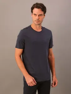 Camiseta Masculina Gola Careca Solid Liquid - Chumbo Camiseta Masculina Gola Careca Solid Liquid Chumbo m
