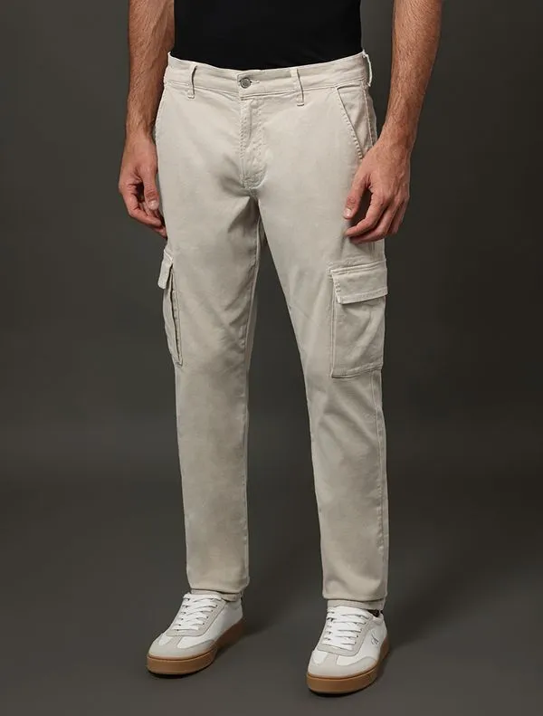 Calça Masculina New Skinny Cargo Calvin Klein Jeans - Caqui Claro Calça Masculina New Skinny Cargo Calvin Klein Jeans Caqui Claro 42