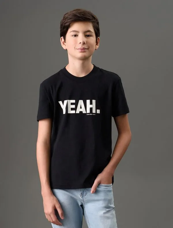 Camiseta Menino Yeah Calvin Klein Jeans - Preto Camiseta Menino Yeah Calvin Klein Jeans Preto 14