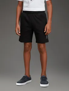 Shorts Menino Liso Calvin Klein Jeans - Preto Shorts Menino Liso Calvin Klein Jeans Preto 10