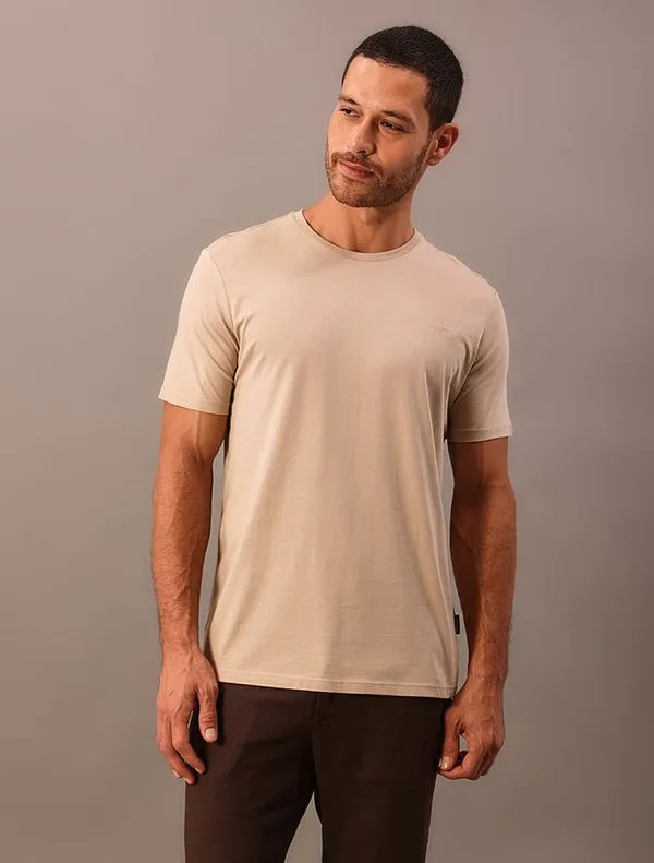 Camiseta Masculina Gola Careca Solid Liquid - Caqui Medio Camiseta Masculina Gola Careca Solid Liquid Caqui Medio m