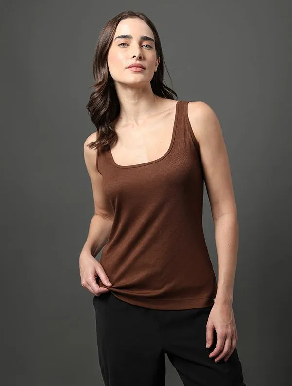 Regata Feminina Decote Quadrado Calvin Klein Jeans - Marrom Regata Feminina Decote Quadrado Calvin Klein Jeans Marrom p