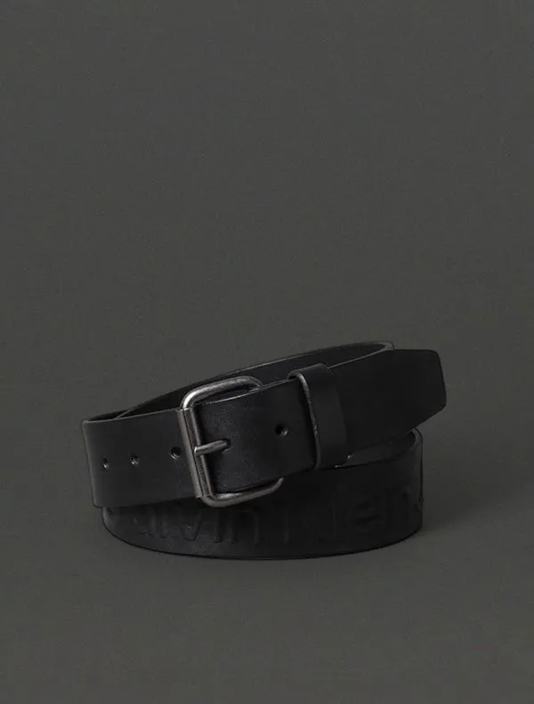 Cinto Masculino Embossed Calvin Klein Jeans - Preto Cinto Masculino Embossed Calvin Klein Jeans Preto 110