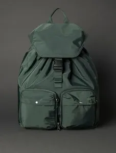 Mochila Masculina Utilitária 2 em 1 Calvin Klein Jeans - Militar Mochila Masculina Utilitária 2 em 1 Calvin Klein Jeans Militar u