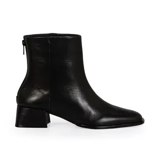 Bota Couro Marrom Mogno Salto Grosso 35