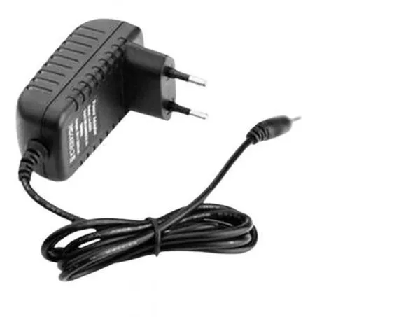 Fonte Carregador 5V 2A P4 / Uso Geral