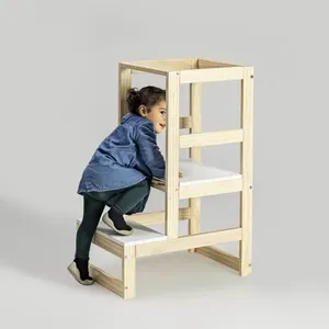 Torre de Aprendizagem Montessoriana Castelo Casatema Natural/Branco