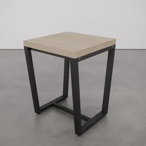 Banqueta Estilo Industrial Concept CabeCasa MadeiraOriginals Acácia/Preto
