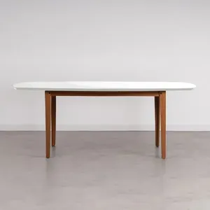 Mesa Oval 6 Lugares 1,8m Tampo Vidro e MDF Tiê CabeCasa MadeiraOriginals Amêndoa/Off White
