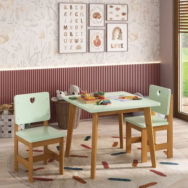 Mesa Infantil em Madeira Maciça Sofia