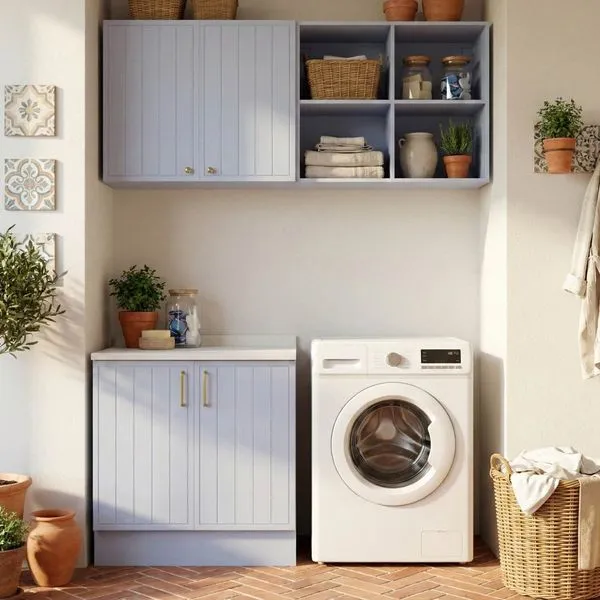 Lavanderia Modulada 3 Peças 1 Aéreo 1 Balcão com Tampo 1 Nicho 80cm Marselha CabeCasa MadeiraOriginals Azul Sereno