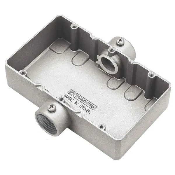 Condulete Triplo Tipo CT sem Tampa com Rosca BSP 3-4 Polegadas Alumínio Cinza Tramontina Condulete Triplo CT com Rosca BSP 3-4 Polegadas Alumínio Cinza Tramontina