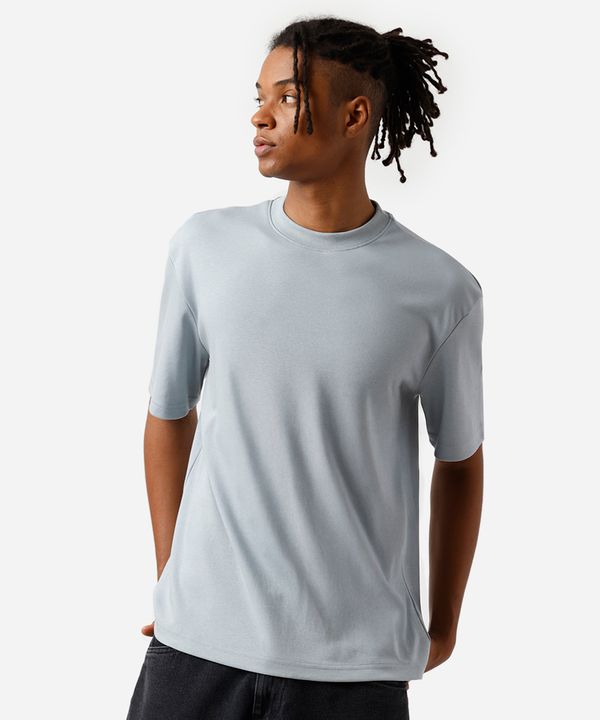 camiseta relaxed masculina de algodão peruano azul P