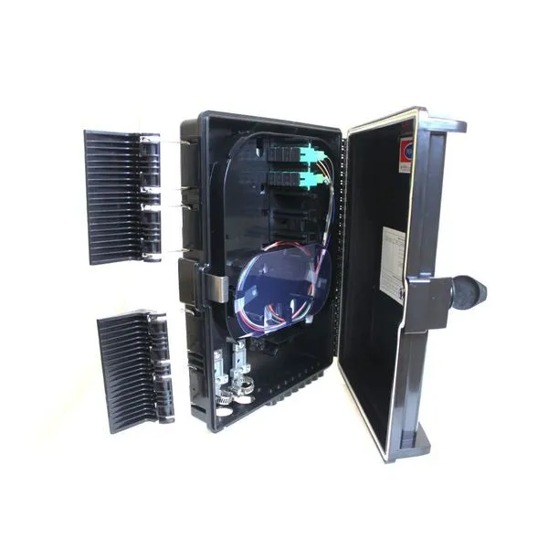 Caixa de Atendimento Óptico com Splitter 1x8 Apc Ftth-Box-8 Ip65 para Redes Fttx Evus Caixa de Atendimento Óptico com Splitter 1x8 Apc Ftth-Box-8 para Redes Fttx Evus