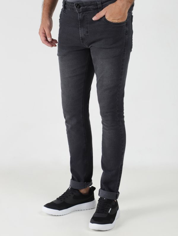 Calça Jeans Reta Masculina PRETO 48