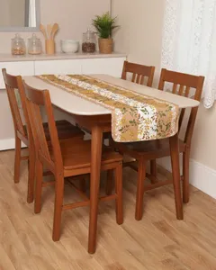 Trilho de Mesa Raner 140cm x 40cm Estampa Floral Marrom UN