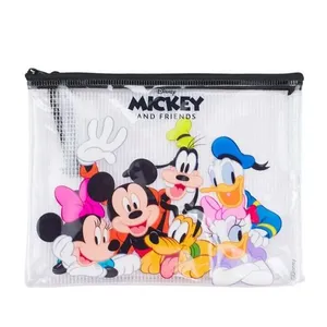 Estojo Necessaire Infantil Taimes Turma Mickey Mouse Disney em PVC com Zíper 17x21cm Transparente Estojo Necessaire Infantil Taimes Turma Mickey Mouse Disney PVC 17x21cm Transparente