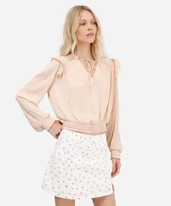 blusa feminina manga longa com babados texturizada bege P