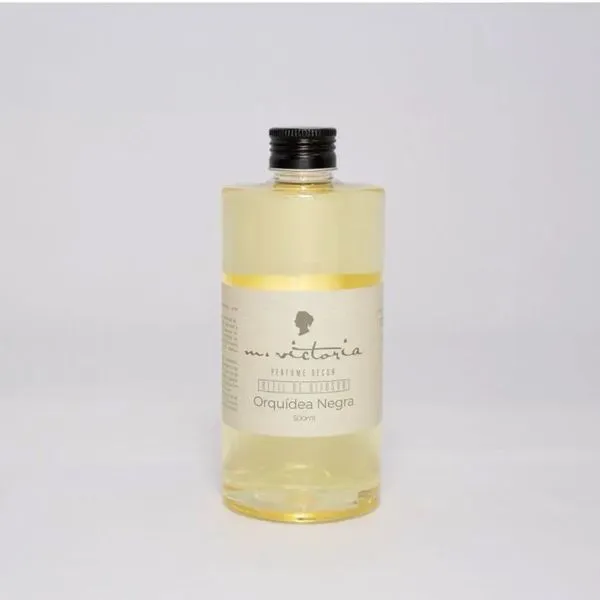 Refil para Difusor de Aroma Hibisco e Romã 500ML com Varetas m Victória Refil Difusor de Aroma Hibisco e Romã 500ML m Victória